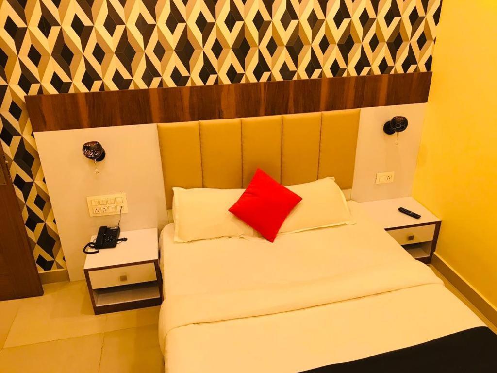Hotel Keerthana Puttur Puttur  Eksteriør billede