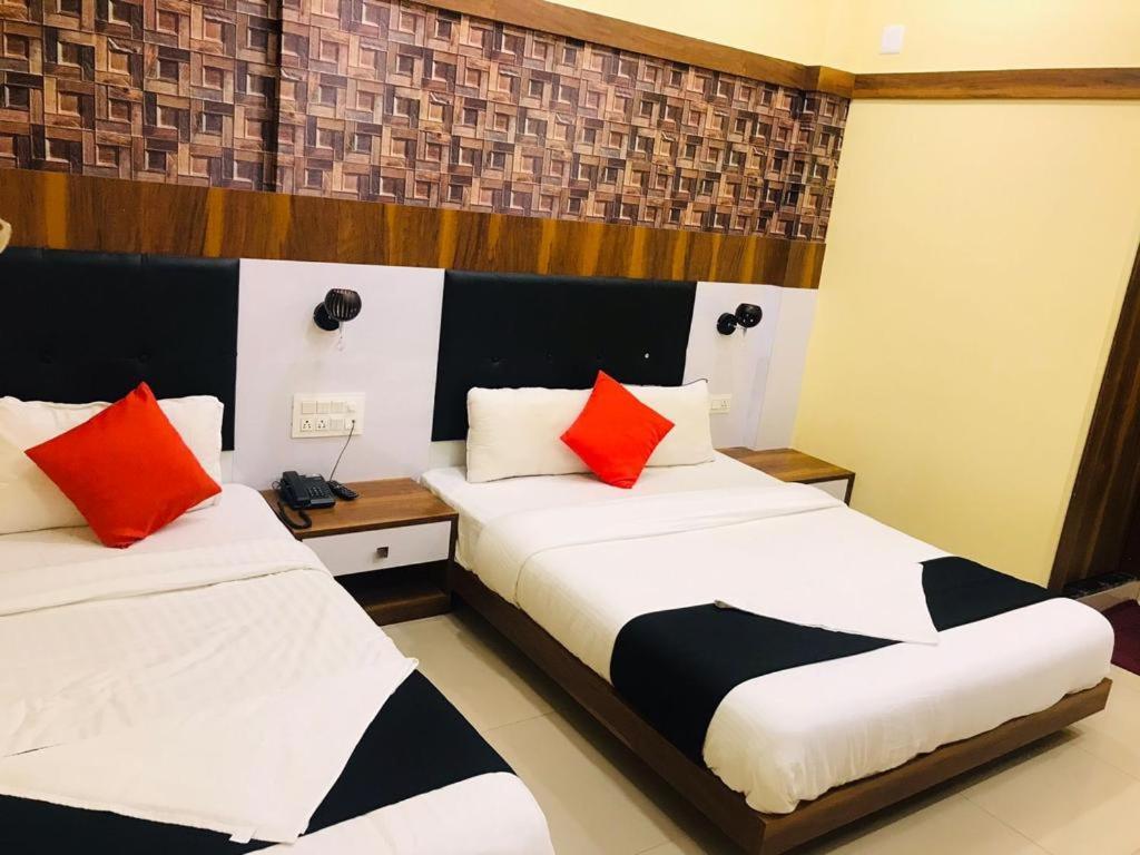 Hotel Keerthana Puttur Puttur  Eksteriør billede
